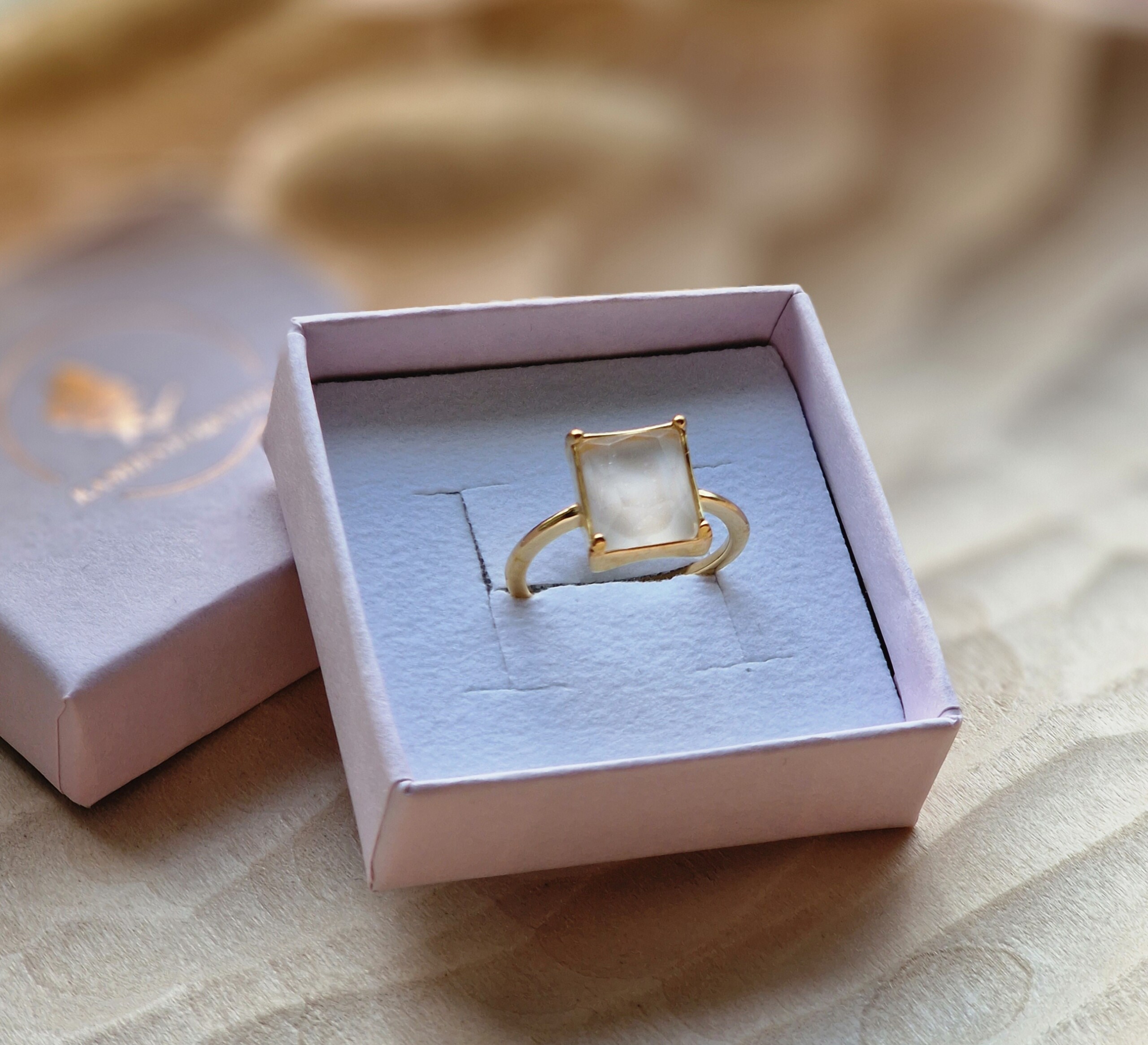 Pierścionki z kamieni naturalnych