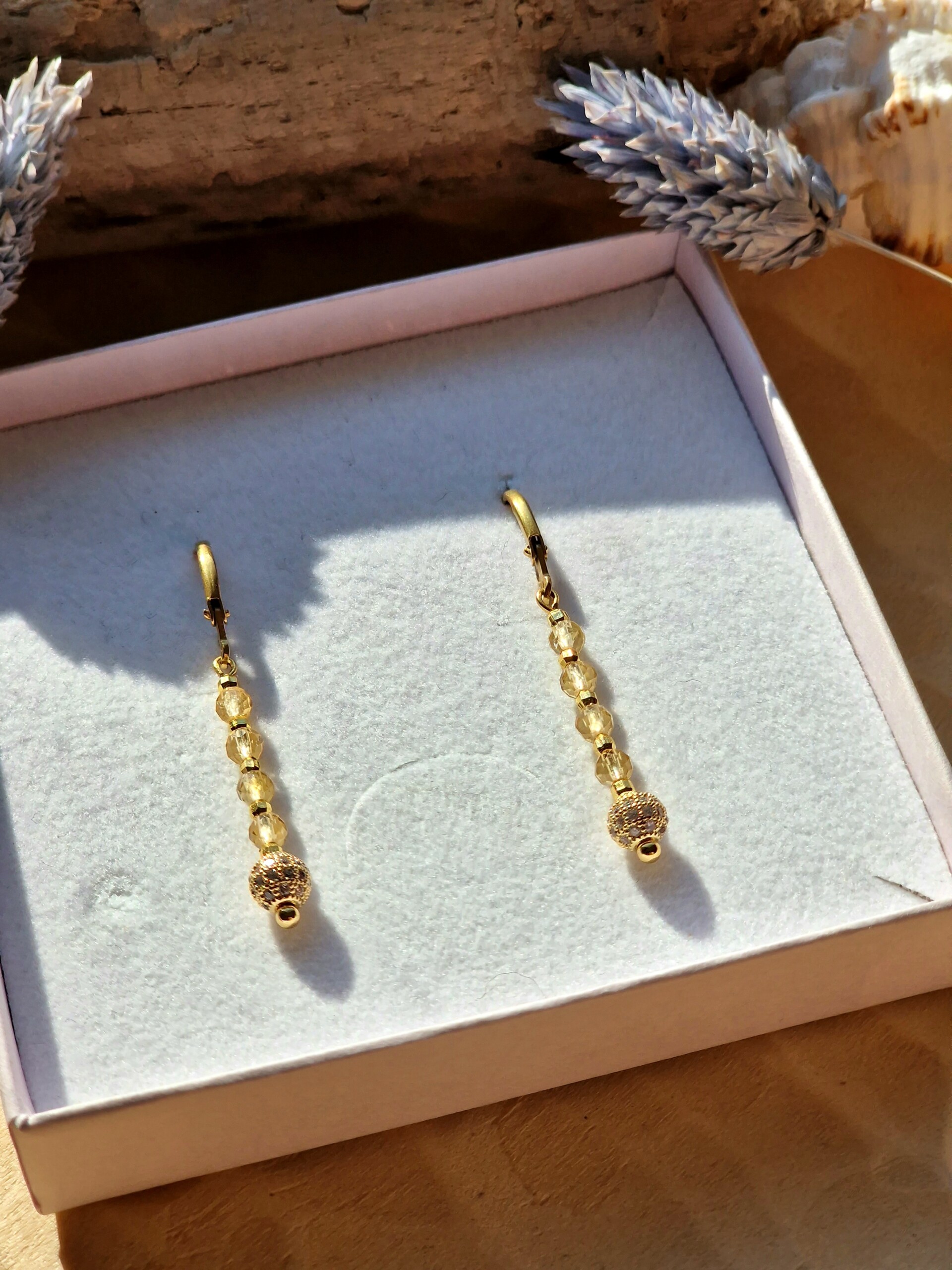 Kolczyki Cytryn, fasetowane kuleczki gold filled 18k, miedziana kulka z Cyrkoniami