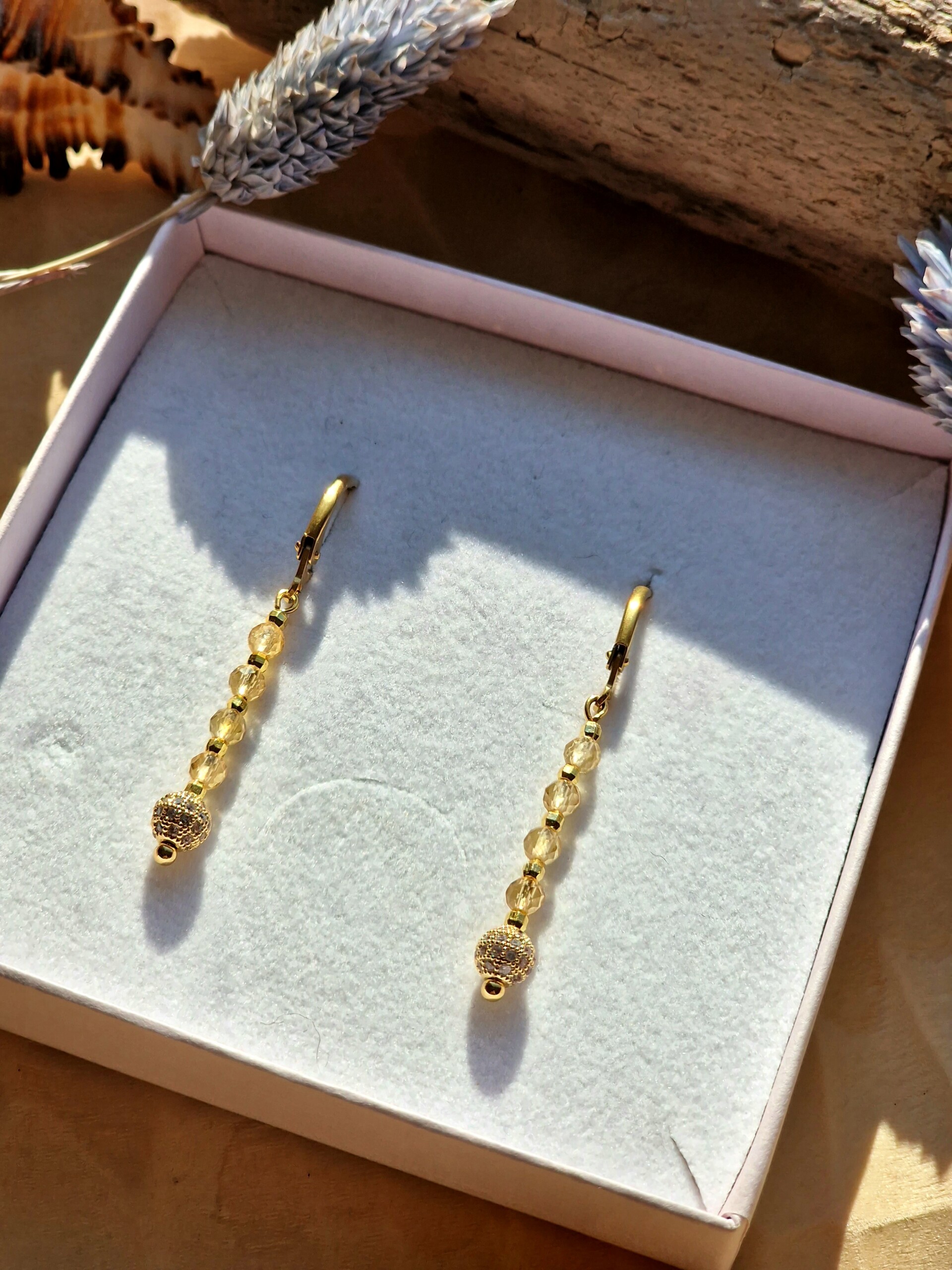 Kolczyki Cytryn, fasetowane kuleczki gold filled 18k, miedziana kulka z Cyrkoniami - obrazek 3