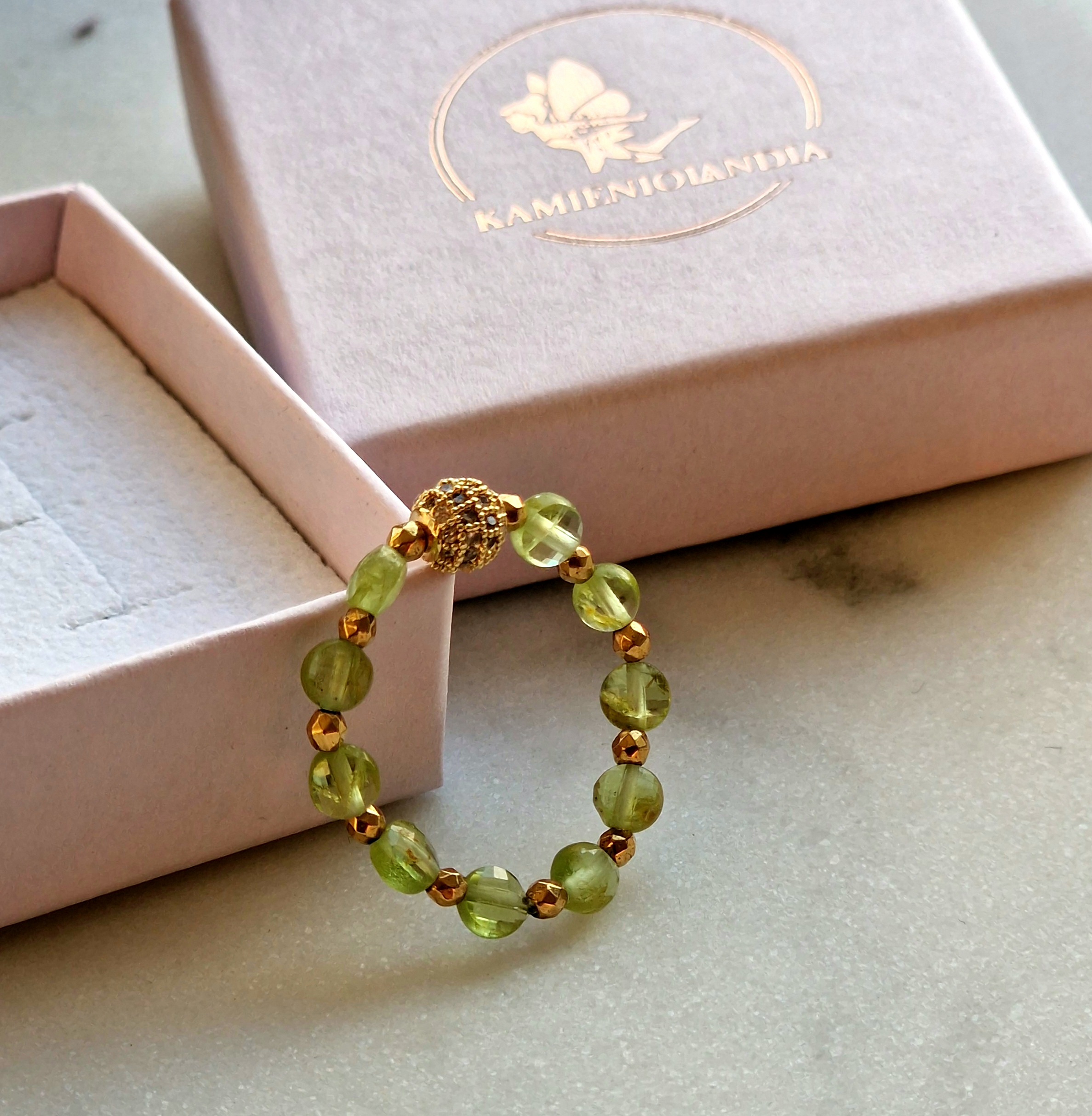 Pierścionek Oliwin, Hematyt, miedziana kulka z cyrkoniami - obrazek 2