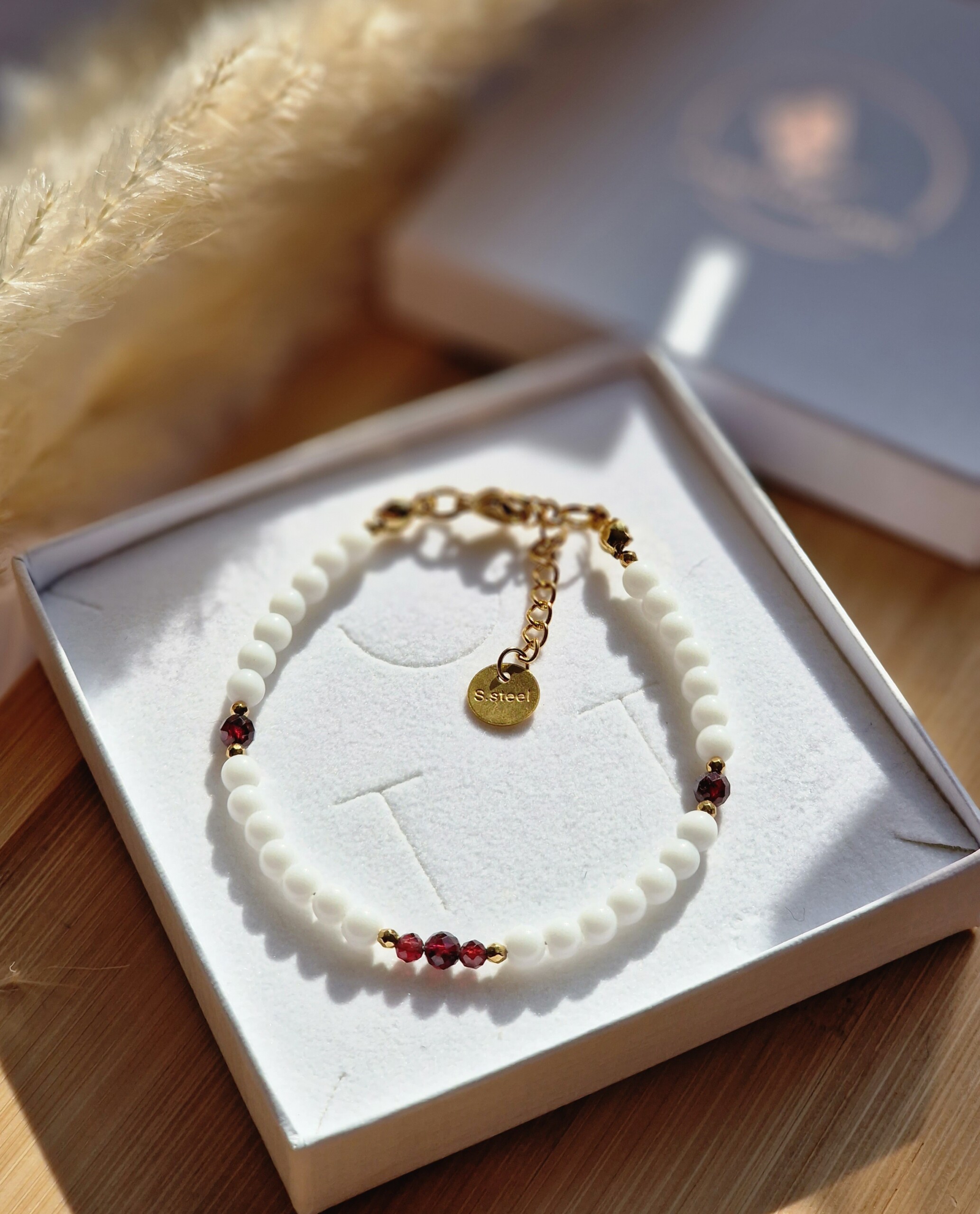 Bransoletka Tridacna, Granat, Hematyt