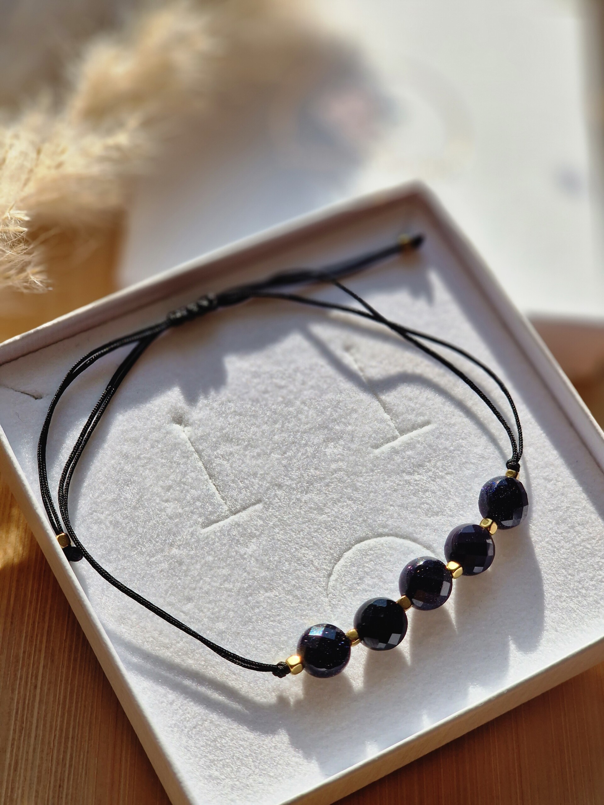 Bransoletka na sznurku Noc Kairu