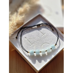 bransoletka-na-sznurku-akwamaryn