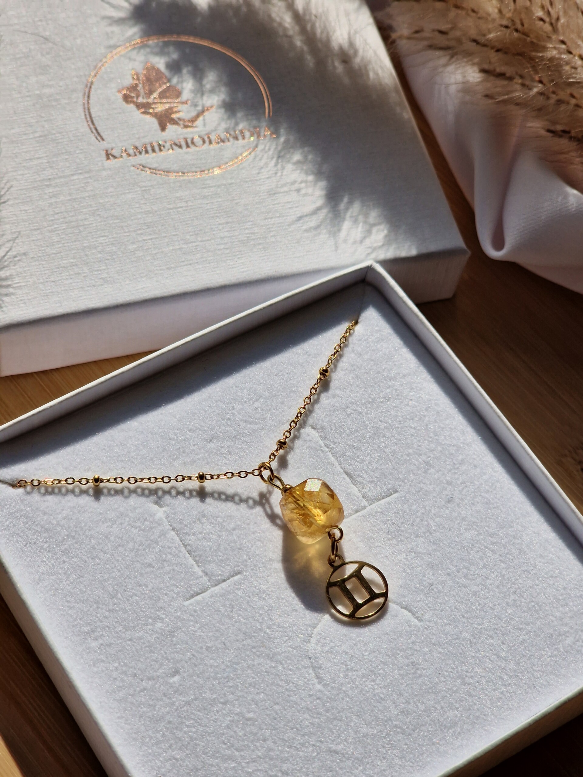 Naszyjnik Cytryn serce ze znakiem zodiaku kostka Strefa okazji - obrazek 3