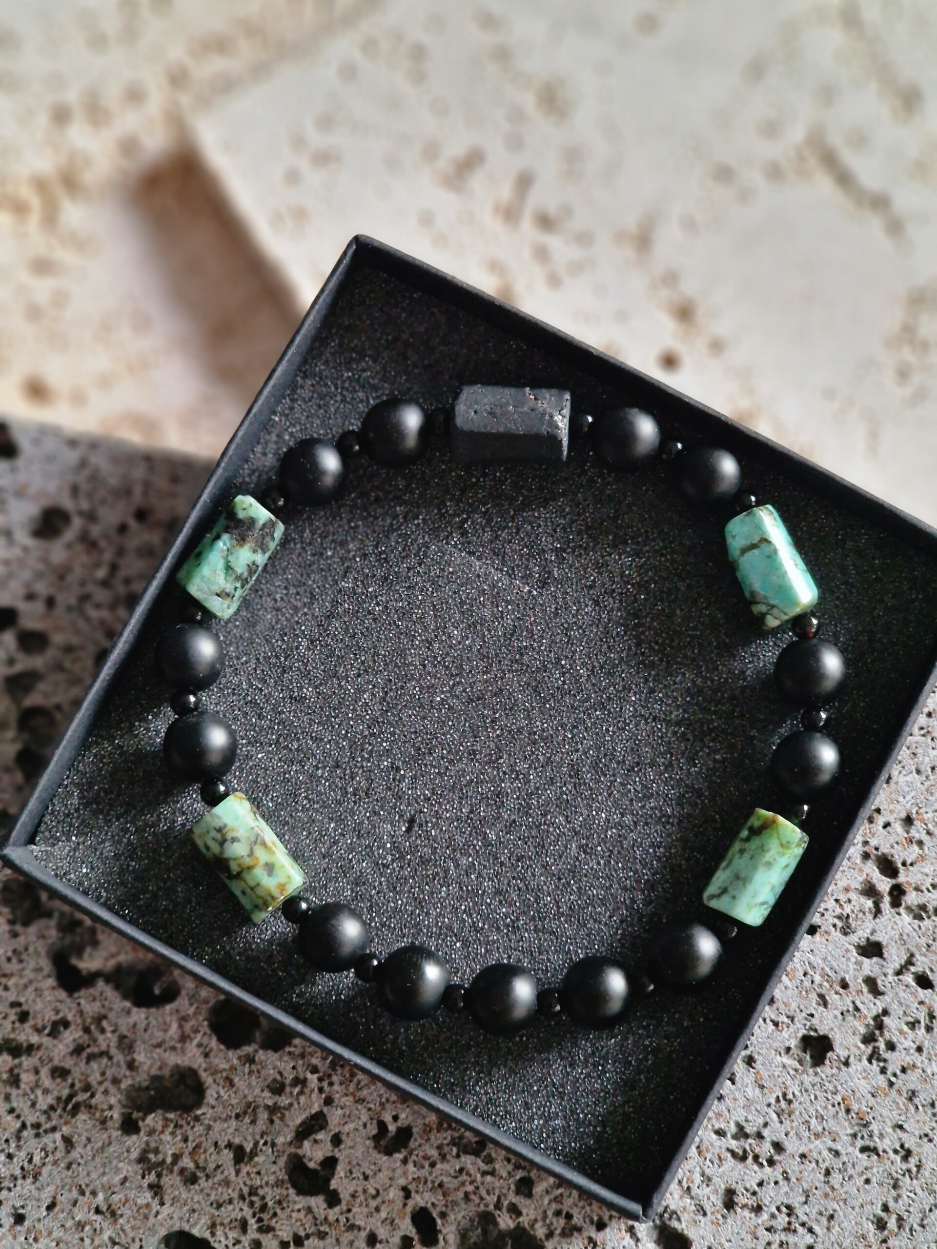 Bransoletka męska Turmalin, Turkus Afrykański, Onyks, Lawa wulkaniczna - obrazek 4