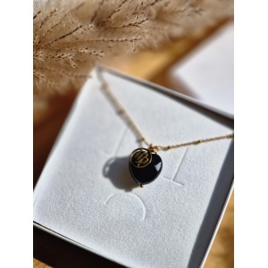 Naszyjnik Onyks serce ze znakiem zodiaku