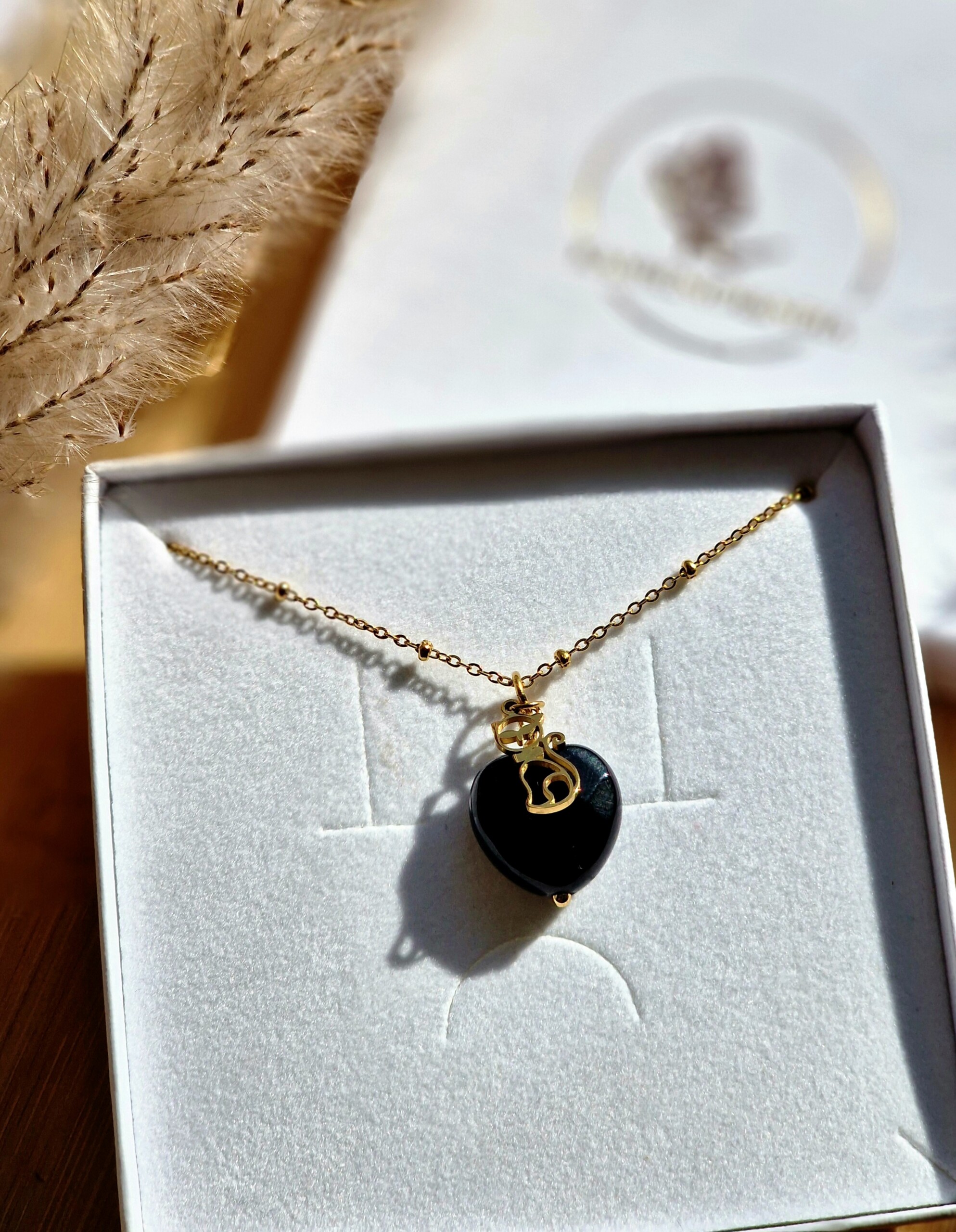 Naszyjnik Onyks serce z kotem