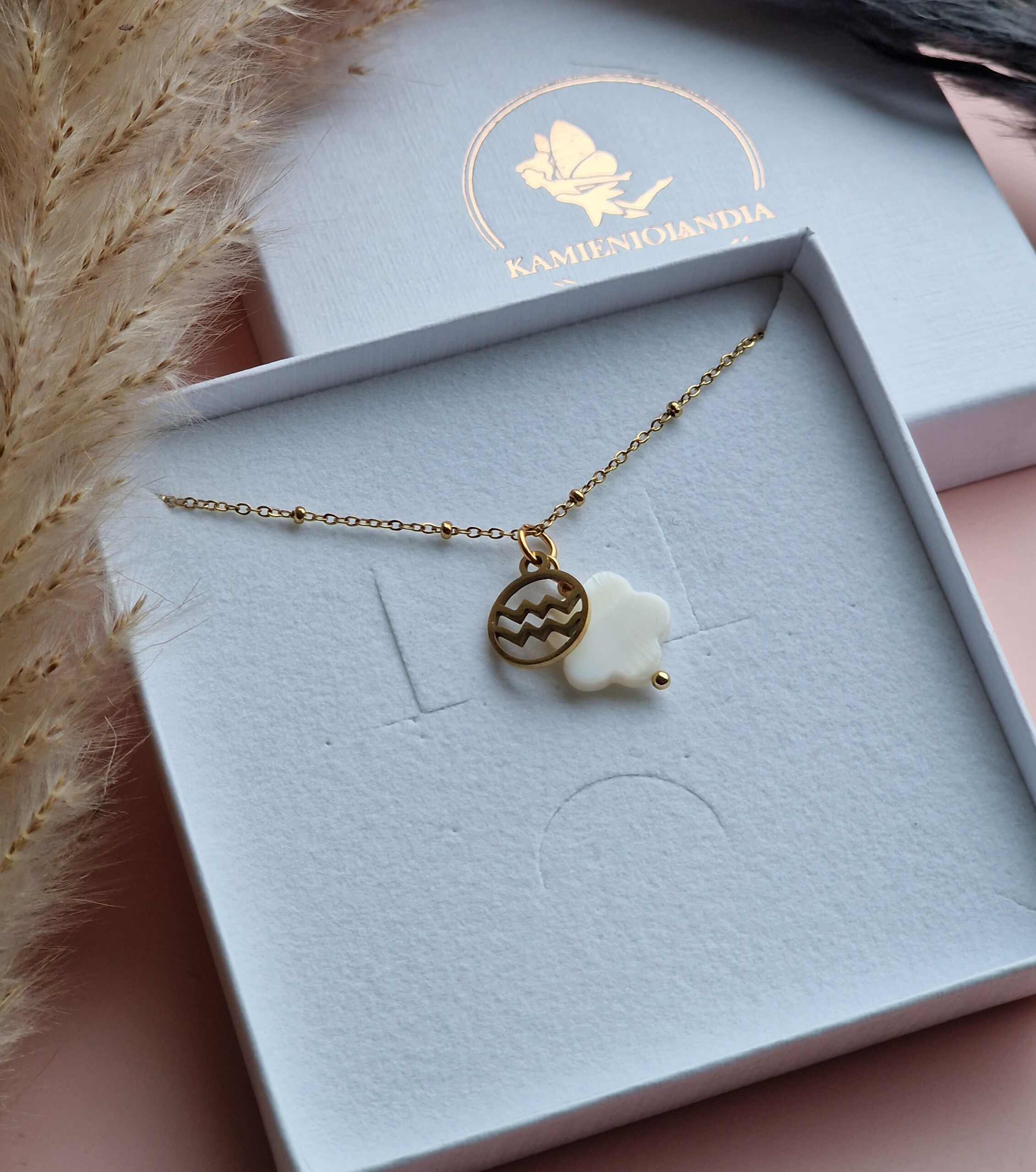 Naszyjnik Masa perłowa koniczynka ze znakiem zodiaku Strefa okazji - obrazek 2