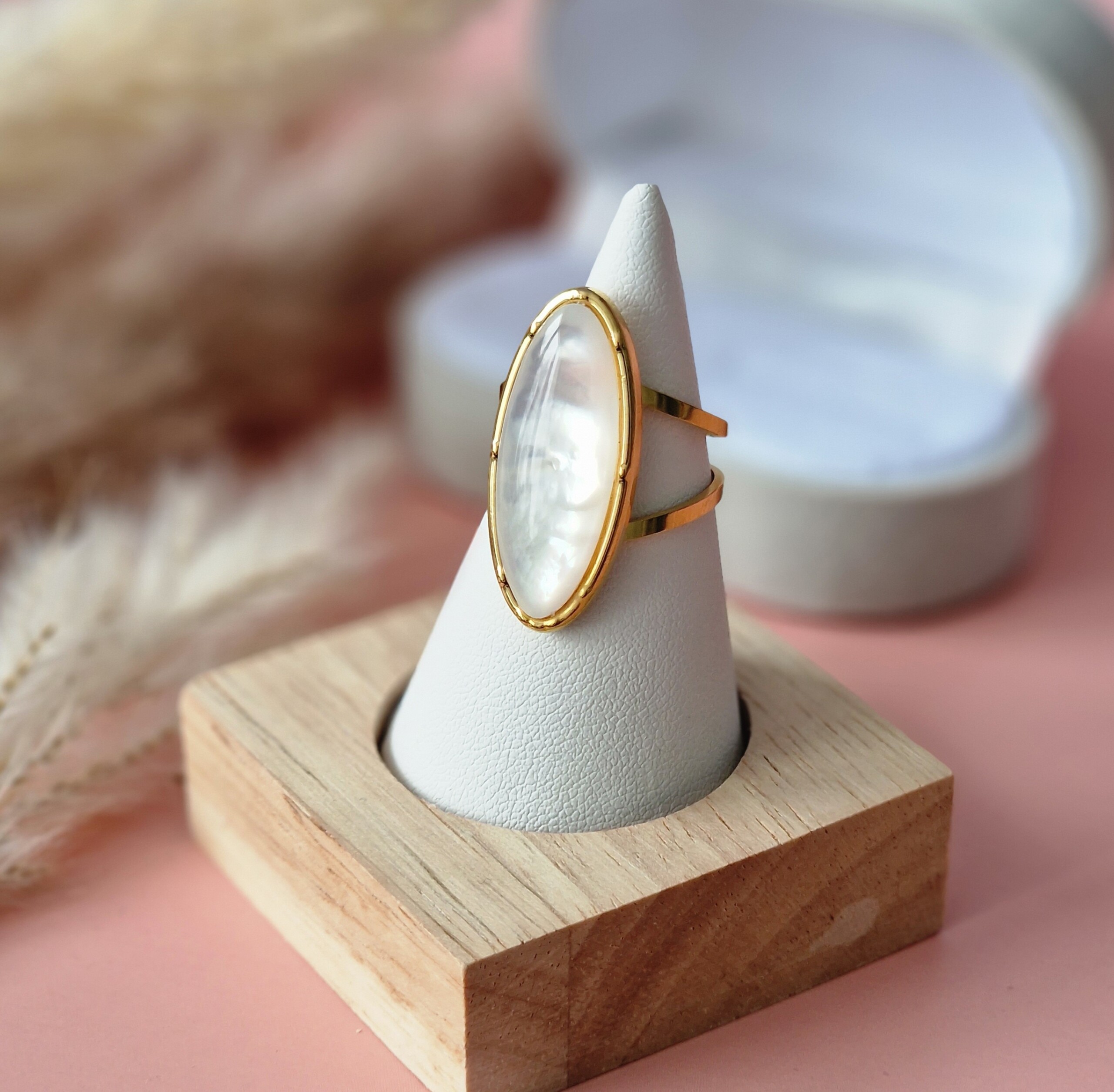 Pierścionek Masa perłowa