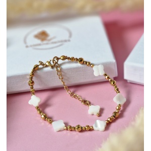 bransoletka-masa-perlowa-koniczynka-hematyt