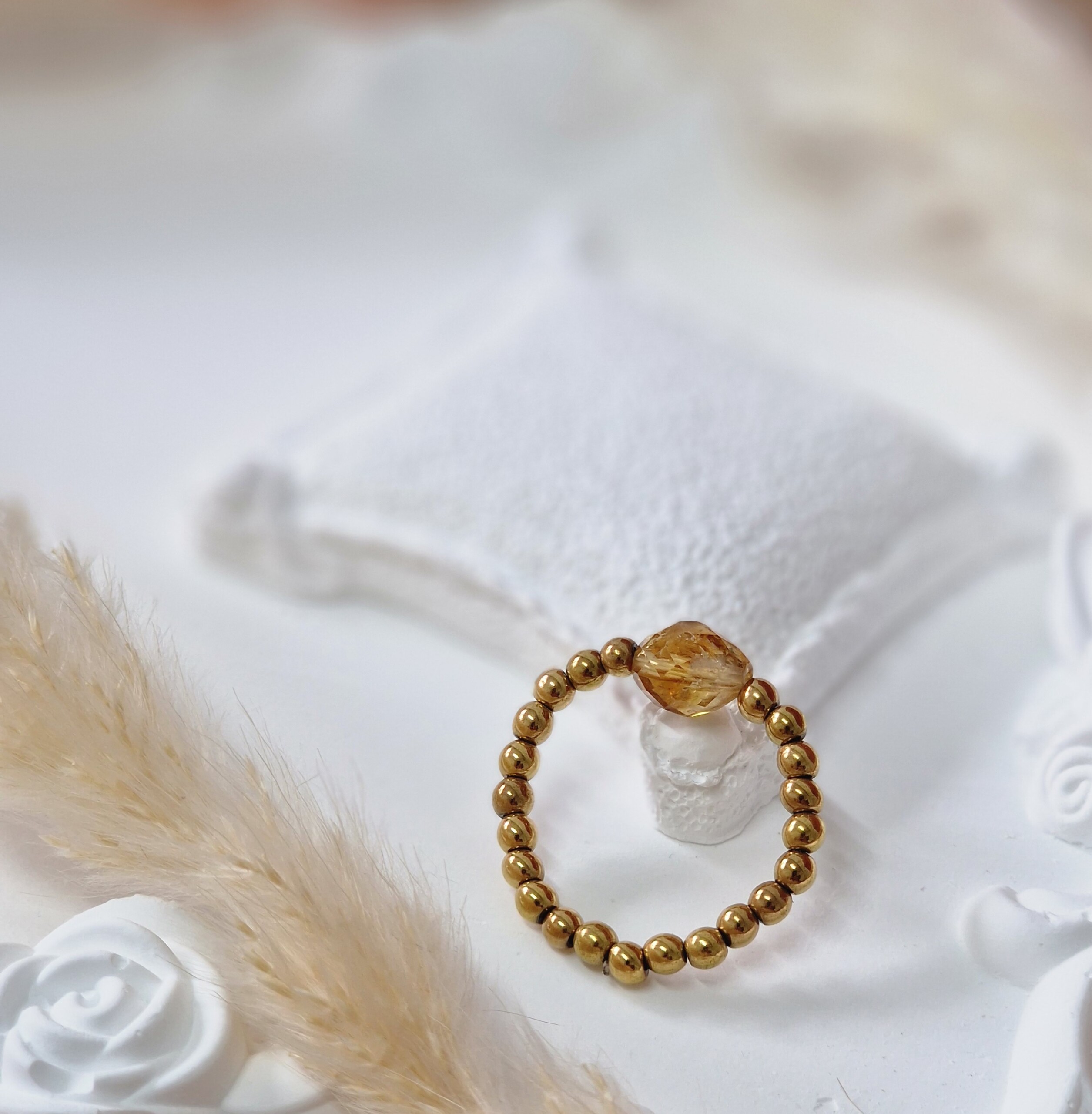 Pierścionek Cytryn, Hematyt