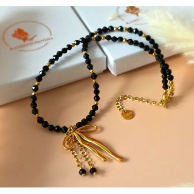 naszyjnik-z-kokardka-spinel